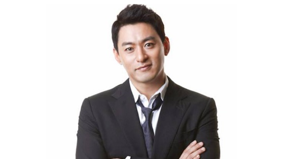 https://www.jazminemedia.com/wp-content/uploads/2019/01/Actor-Joo-Jin-Mo.jpg
